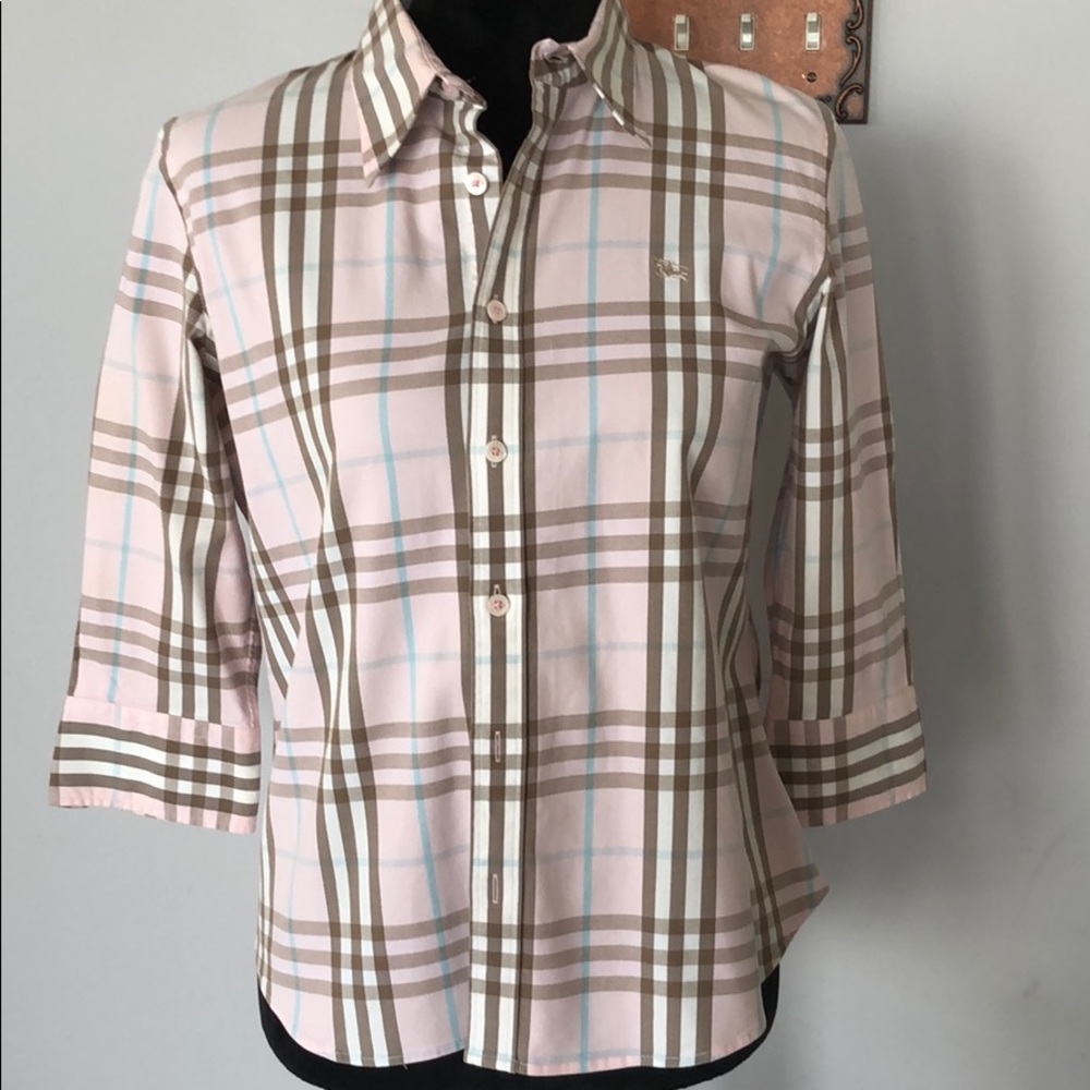 Burberry shirt 👚 _SOLD